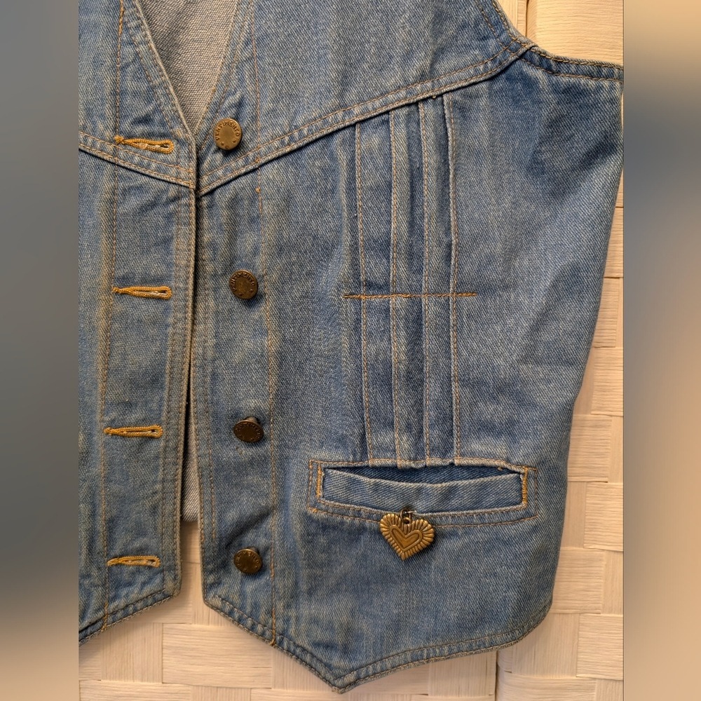 Vintage Pentimento Denim Vest Medium Wash Cinch Back Charms Womens Large B-7 - Picture 6 of 11